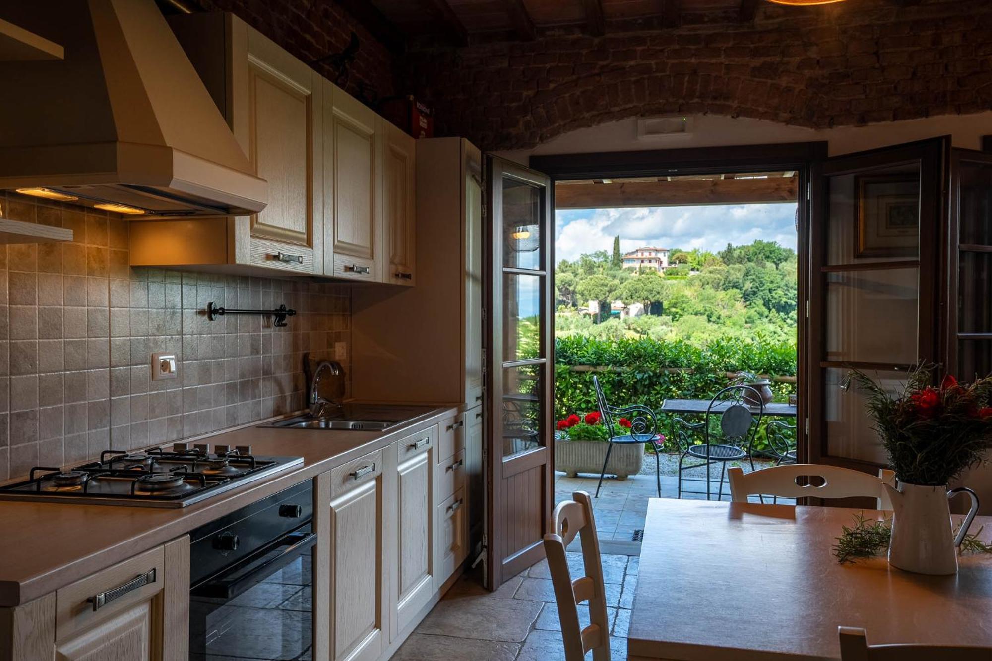 몬토폴리 인 발 다르노 Holiday House Cuordinatura 아파트 외부 사진
